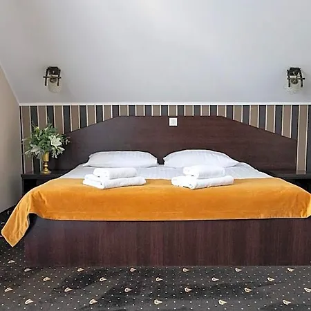 بودزاميتش 3* Góra Kalwaria